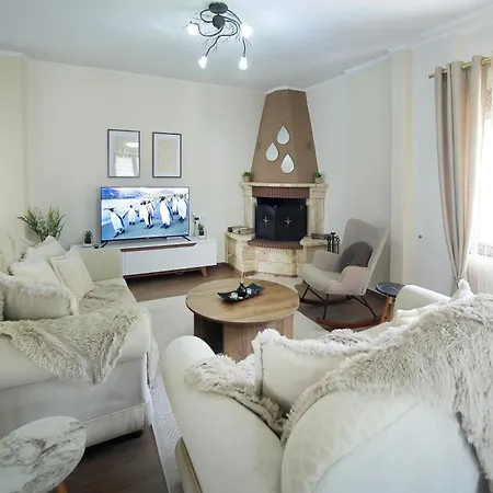 Pety's House * Костур
